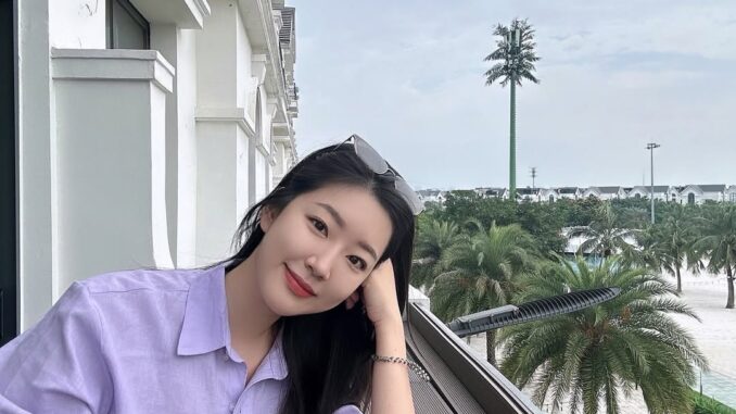 Cô gái Hàn lên tiếng đính chính khi bị nhận nhầm là người gây gổ trong tiệm photobooth Hà Nội Cô gái Hàn lên tiếng đính chính khi bị nhận nhầm là người gây gổ trong tiệm photobooth Hà Nội