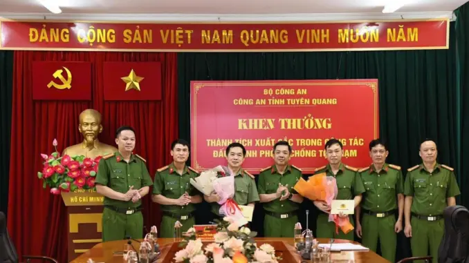 Bắt giữ khẩn cấp 2 nghi phạm có hành vi giết người tại Tuyên Quang