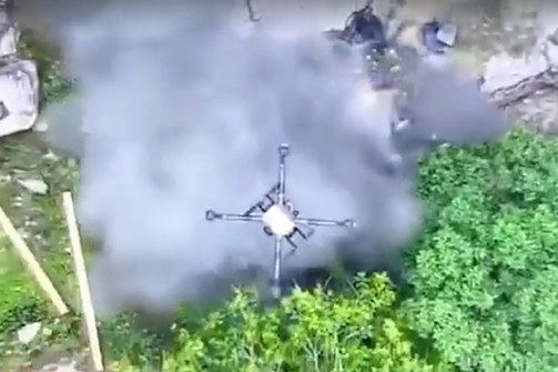Thái Lan đăng video drone thả đạn xuống ‘kho vũ khí Campuchia’ Thái Lan đăng video drone thả đạn xuống ‘kho vũ khí Campuchia’