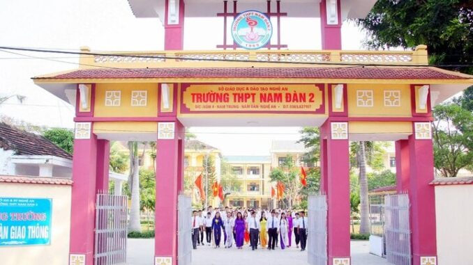 3 môn đạt 2,5 điểm vẫn đỗ vào lớp 10 một trường ở 3 môn đạt 2,5 điểm vẫn đỗ vào lớp 10 một trường ở