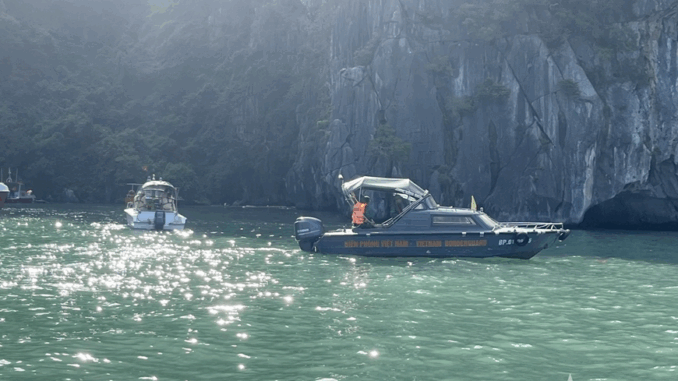 Đến rồi, giây phút toàn bộ 39/39 nannhan vụ l:.ậ:.t tàu Quảng Ninh được trở về: Cả nước khóc như mưa