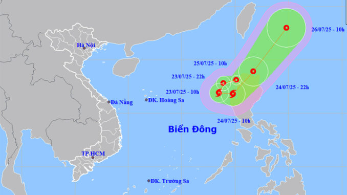 Bão số 3 còn chưa hết tàn dư thì lại có thêm áp thấp nhiệt đới trên biển Đông Bão số 3 còn chưa hết tàn dư thì lại có thêm áp thấp nhiệt đới trên biển Đông