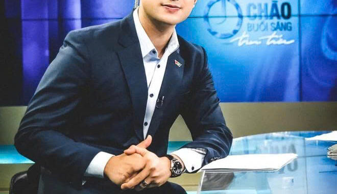 Tạm biệt BTV Tiến Anh! Từ hôm nay sẽ không còn được thấy anh dẫn bản tin Thời sự 19h nữa Tạm biệt BTV Tiến Anh! Từ hôm nay sẽ không còn được thấy anh dẫn bản tin Thời sự 19h nữa