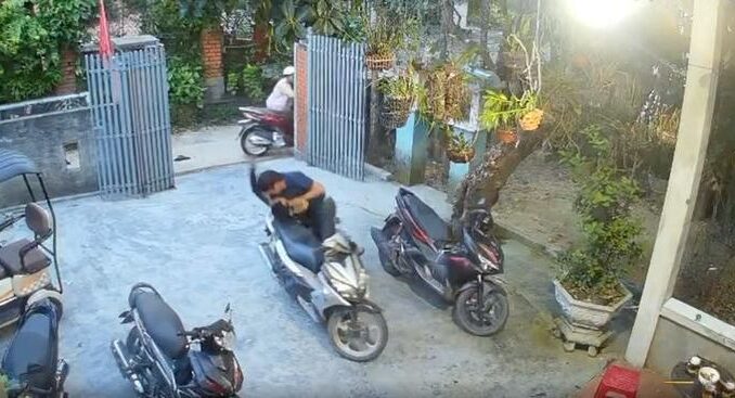 Một người t:ử vo:ng do bị đ:âm khi đang ngồi nhậu tại TP Huế Một người t:ử vo:ng do bị đ:âm khi đang ngồi nhậu tại TP Huế