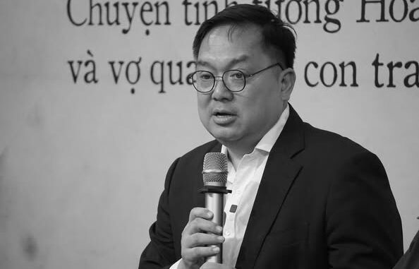 Ông Hoàng Nam Tiến và những chia sẻ truyền cảm hứng về sự nghiệp, khởi nghiệp dành cho giới trẻ Ông Hoàng Nam Tiến và những chia sẻ truyền cảm hứng về sự nghiệp, khởi nghiệp dành cho giới trẻ