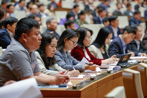 Thông tin chính thức về 5 nhóm cán bộ công chức, viên chức bị tinh giản biên chế kể từ 2025 Thông tin chính thức về 5 nhóm cán bộ công chức, viên chức bị tinh giản biên chế kể từ 2025