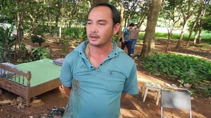 Phát hiện tụ điểm mua bán m:;a t:úy trong khu nghĩa trang ở Đắk Lắk Phát hiện tụ điểm mua bán m:;a t:úy trong khu nghĩa trang ở Đắk Lắk