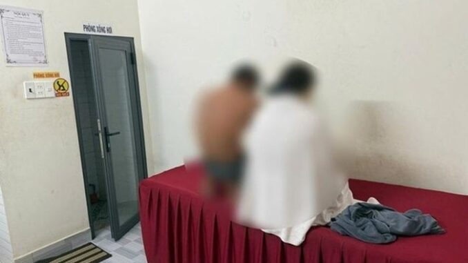 Lộ bí mật của căn phòng số 4 Lộ bí mật của căn phòng số 4
