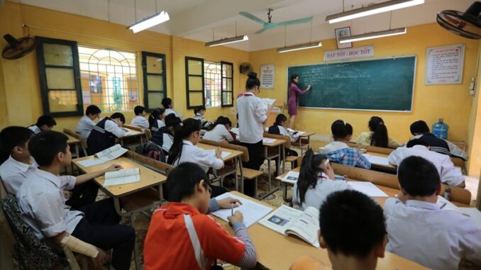 Thời điểm chính xác giáo viên được tính hưởng phụ cấp nhà giáo Thời điểm chính xác giáo viên được tính hưởng phụ cấp nhà giáo