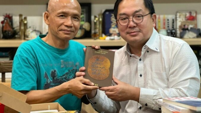 Bạn thân khẳng định ông Hoàng Nam Tiến rất chung thủy, chỉ y;;/êu một người từ tiểu học sau này là vợ Bạn thân khẳng định ông Hoàng Nam Tiến rất chung thủy, chỉ y;;/êu một người từ tiểu học sau này là vợ