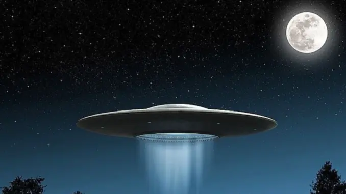 Chấn động: UFO từng ghé Trái Đất? Sách cổ Ai Cập "tiết lộ" sự thật rùng mình Chấn động: UFO từng ghé Trái Đất? Sách cổ Ai Cập "tiết lộ" sự thật rùng mình