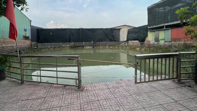 Đẫm nước mắt đá;m t;;ang 2anhem ở Hà Nội, bố mẹ gà;;o khóc chỉ 5 phút ngắn ngủi mà cả gia đình ly tá;;n Đẫm nước mắt đá;m t;;ang 2anhem ở Hà Nội, bố mẹ gà;;o khóc chỉ 5 phút ngắn ngủi mà cả gia đình ly tá;;n