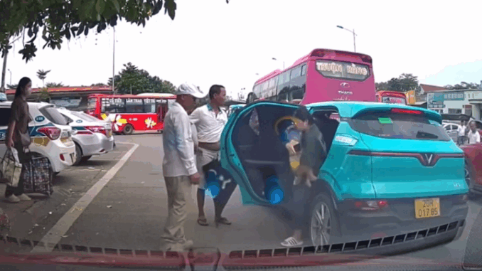 Hãng taxi nổi tiếng mà làm ăn thế này đây