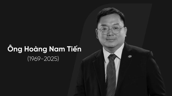 Cả nước bật khóc: Bất ngờ lý do cha con NSUT Chí Trung phải bỏ xe ngoài vườn hoa để vào v:.iếng ông Hoàng Nam Tiến Cả nước bật khóc: Bất ngờ lý do cha con NSUT Chí Trung phải bỏ xe ngoài vườn hoa để vào v:.iếng ông Hoàng Nam Tiến