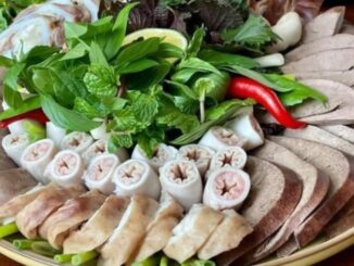 5 người tuyệt đối không ăn lòng lợn kẻo rước họa vào thân