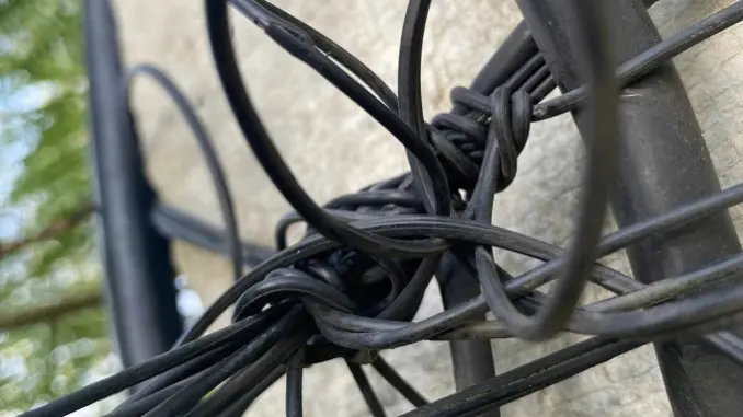 Hóa đơn tăng hơn 8 lần vì rò rỉ điện