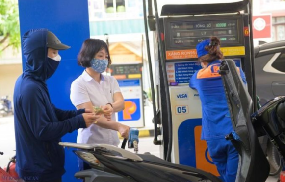 Chính thức mở bán xăng sinh học E10 tại 3 thành phố lớn từ hôm nay