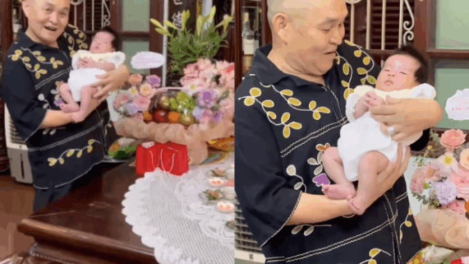 NSƯT Xuân Hinh mừng đầy tháng cháu ngoại trong cơ ngơi chục tỷ, khoe cảnh bế bồng “cục vàng” lần đầu ở tuổi 70 NSƯT Xuân Hinh mừng đầy tháng cháu ngoại trong cơ ngơi chục tỷ, khoe cảnh bế bồng “cục vàng” lần đầu ở tuổi 70