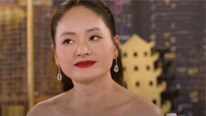 Lan Phương ly hôn chồng Tây vì bị thao túng tâm lý Lan Phương ly hôn chồng Tây vì bị thao túng tâm lý