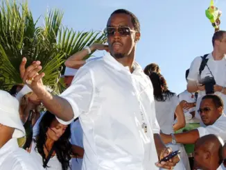 Ông trùm Diddy: Nộp đơn xin tha, lộ tin Trump "bật đèn xanh"?