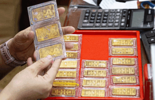 Giá vàng sáng hôm nay 5/8: Đảo chiều tăng mạnh Giá vàng sáng hôm nay 5/8: Đảo chiều tăng mạnh